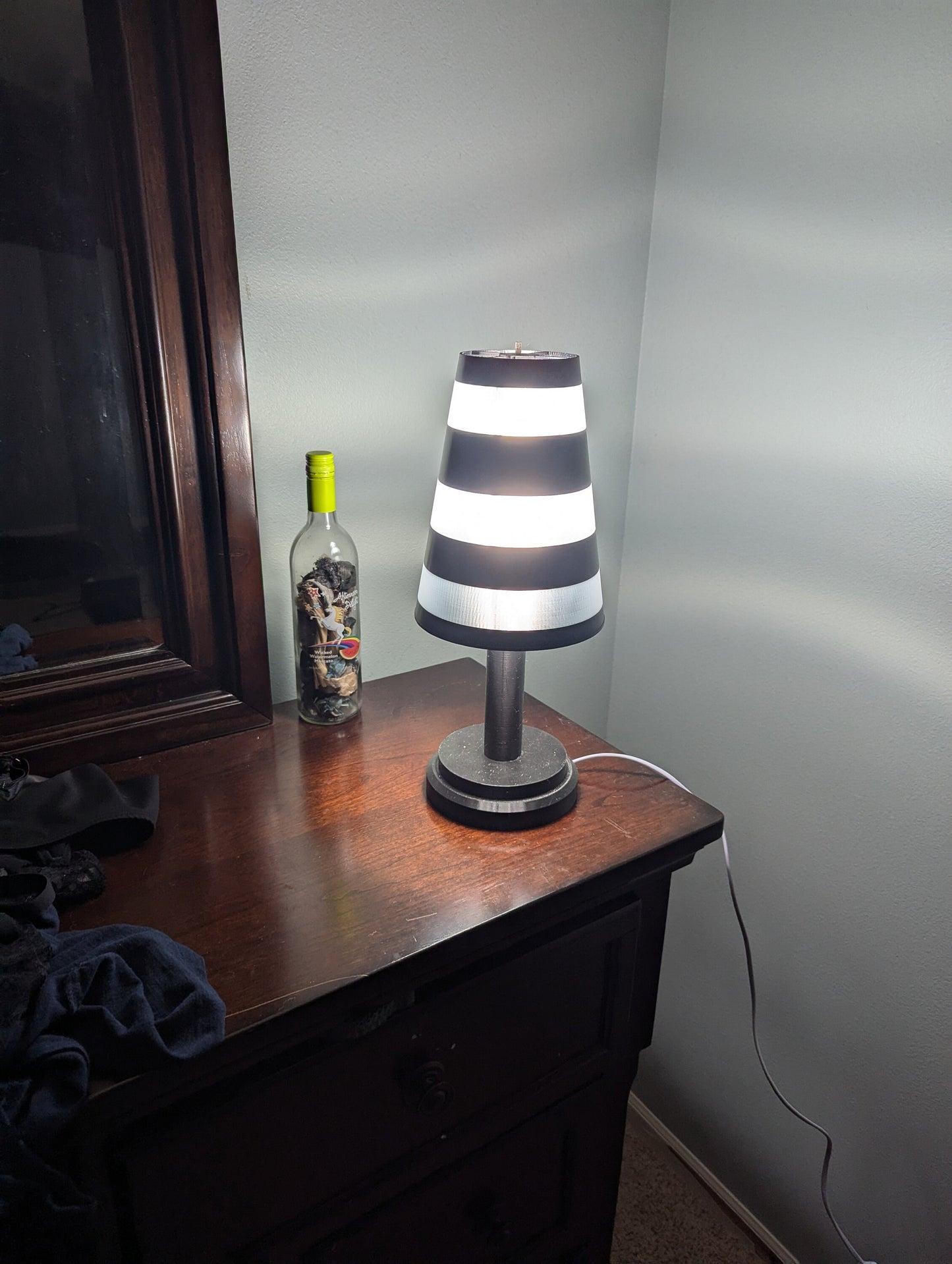 Modern Themed(Striped) Desk Lamp