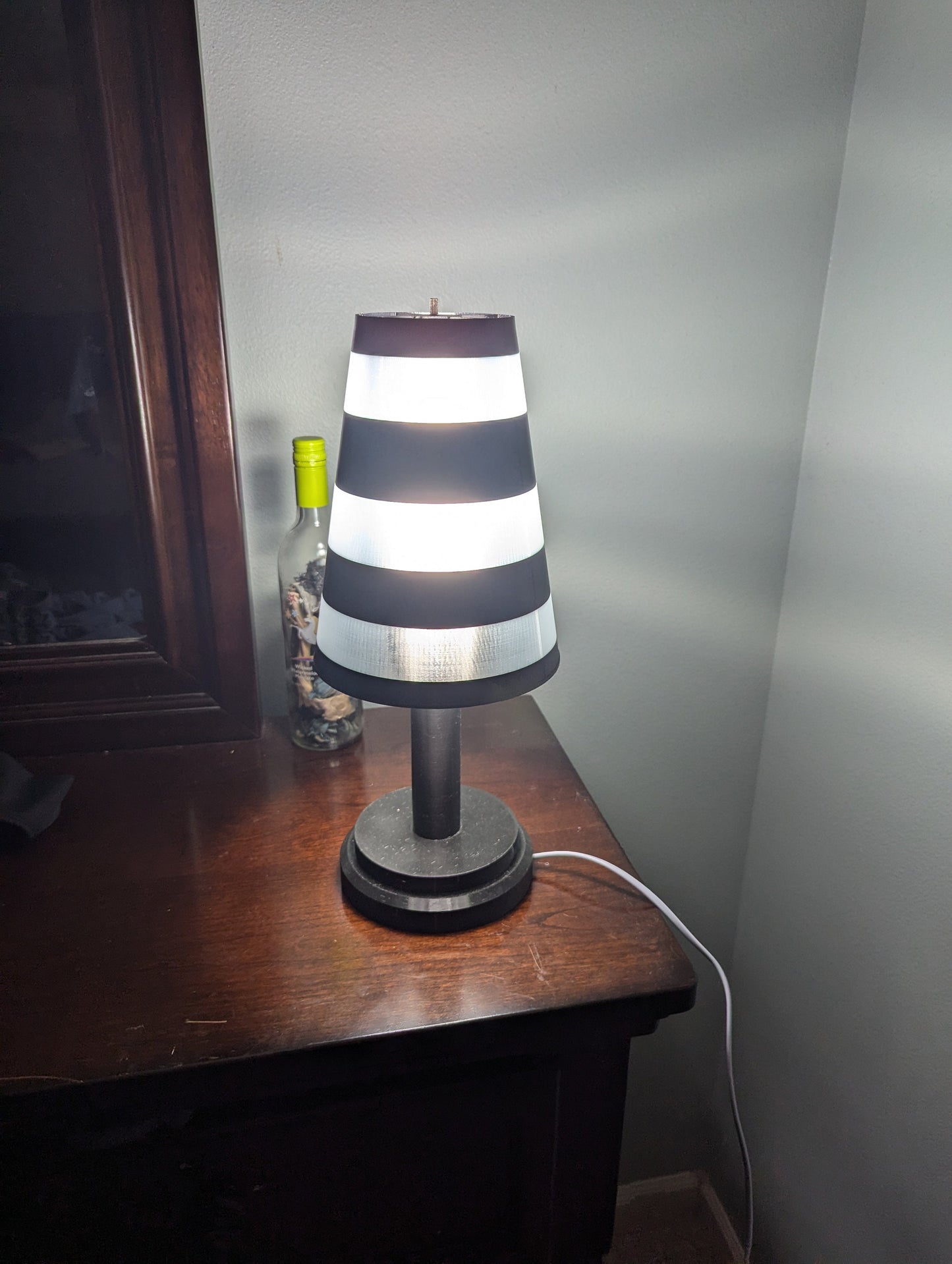 Modern Themed(Striped) Desk Lamp