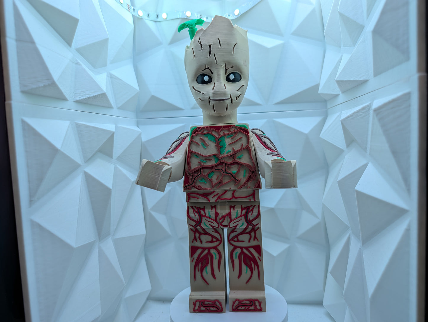 Brick Figure - Groot