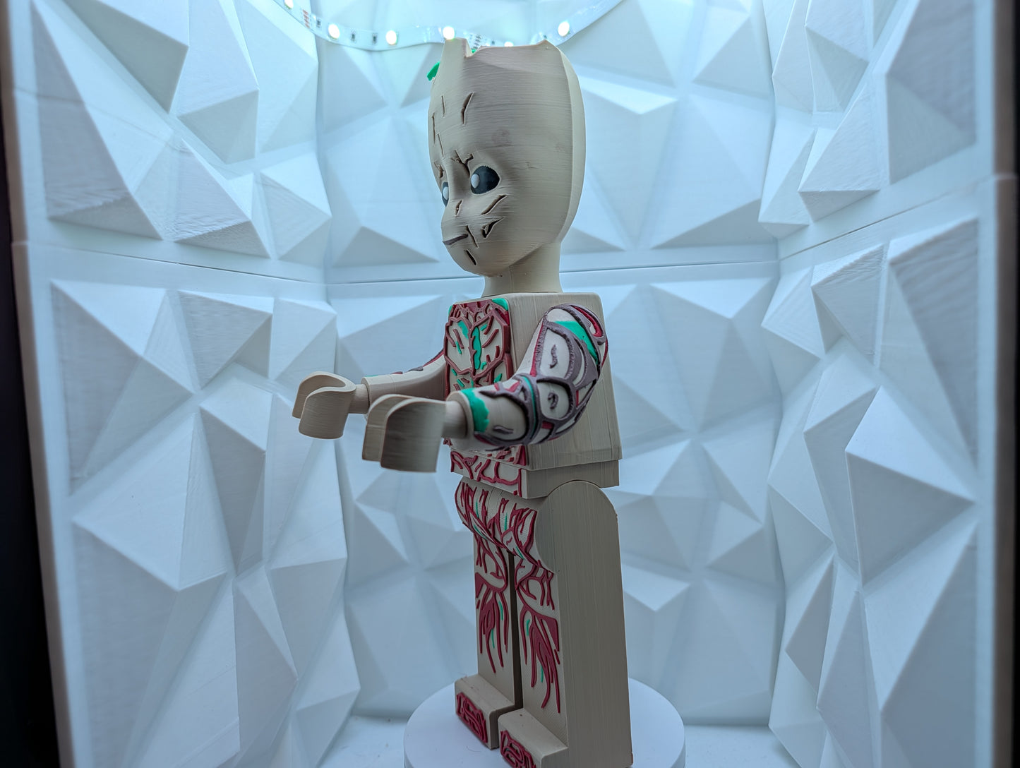 Brick Figure - Groot